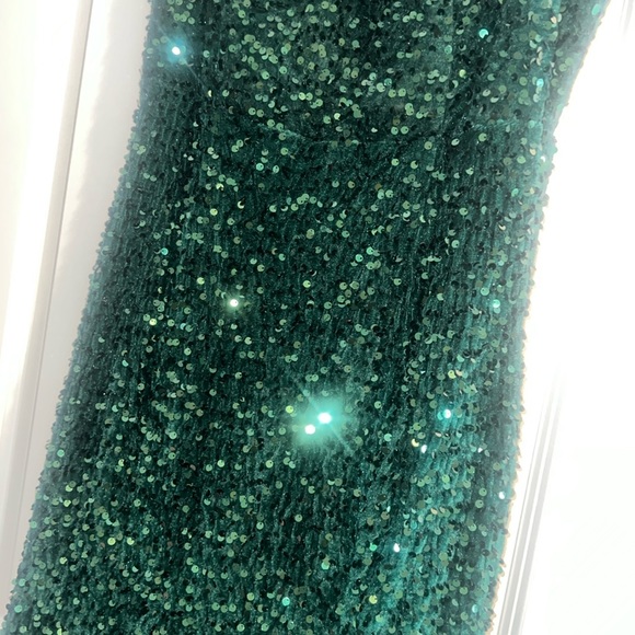 Velvet Spaghetti Straps V Neck Sequin Evening Gown Sparkly Prom Dress size 10_12 - Picture 3 of 5